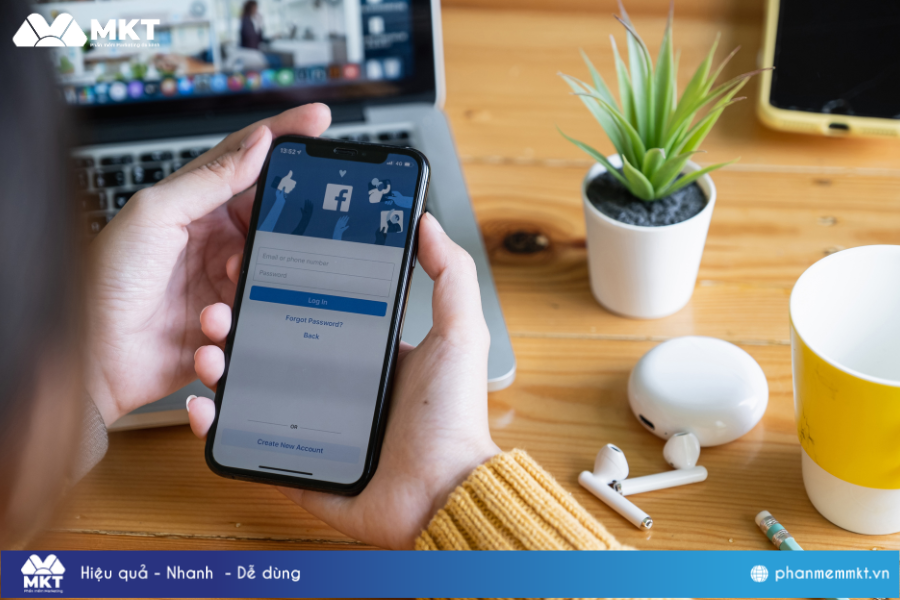 Cách đánh giá trên facebook